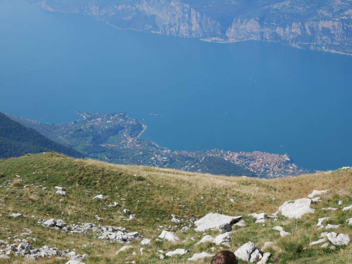 Herunterschauen auf Malcesine